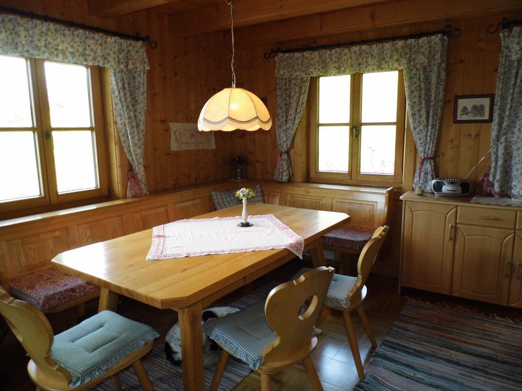 Biohof Schwanser Steinbach am Attersee Kamer foto